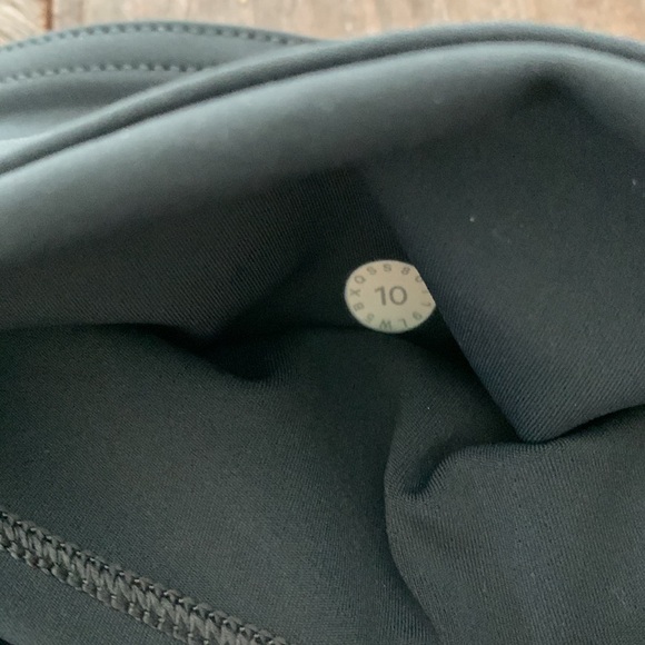 Lululemon Fast and Free Tight II 25" *Non-Reflective Nulux size 10 - Picture 13 of 13